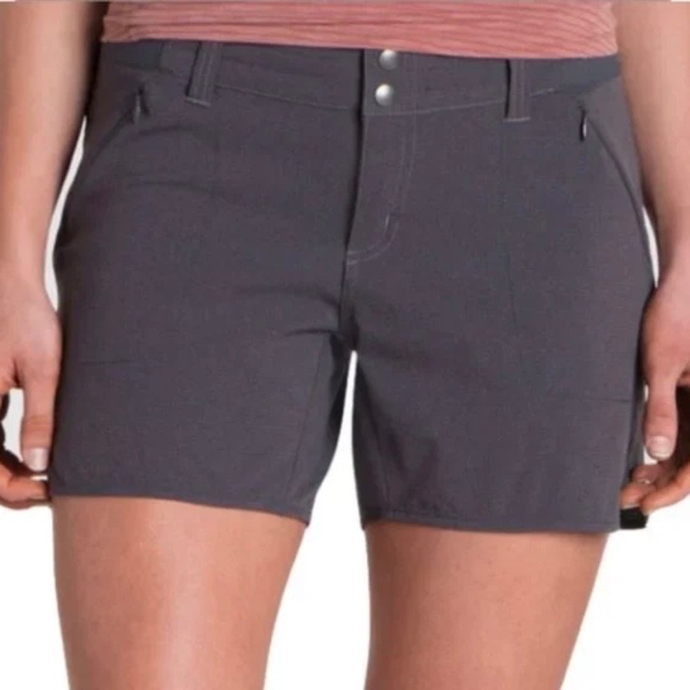*FIRM PRICE* Kuhl Strattus ripstop activewear shorts